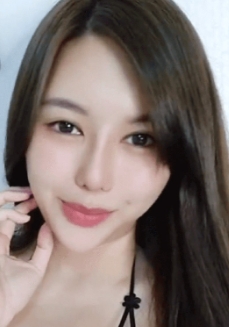 沈芯语()个人资料照片