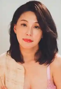 Su Ya (乔安) Profile Photo